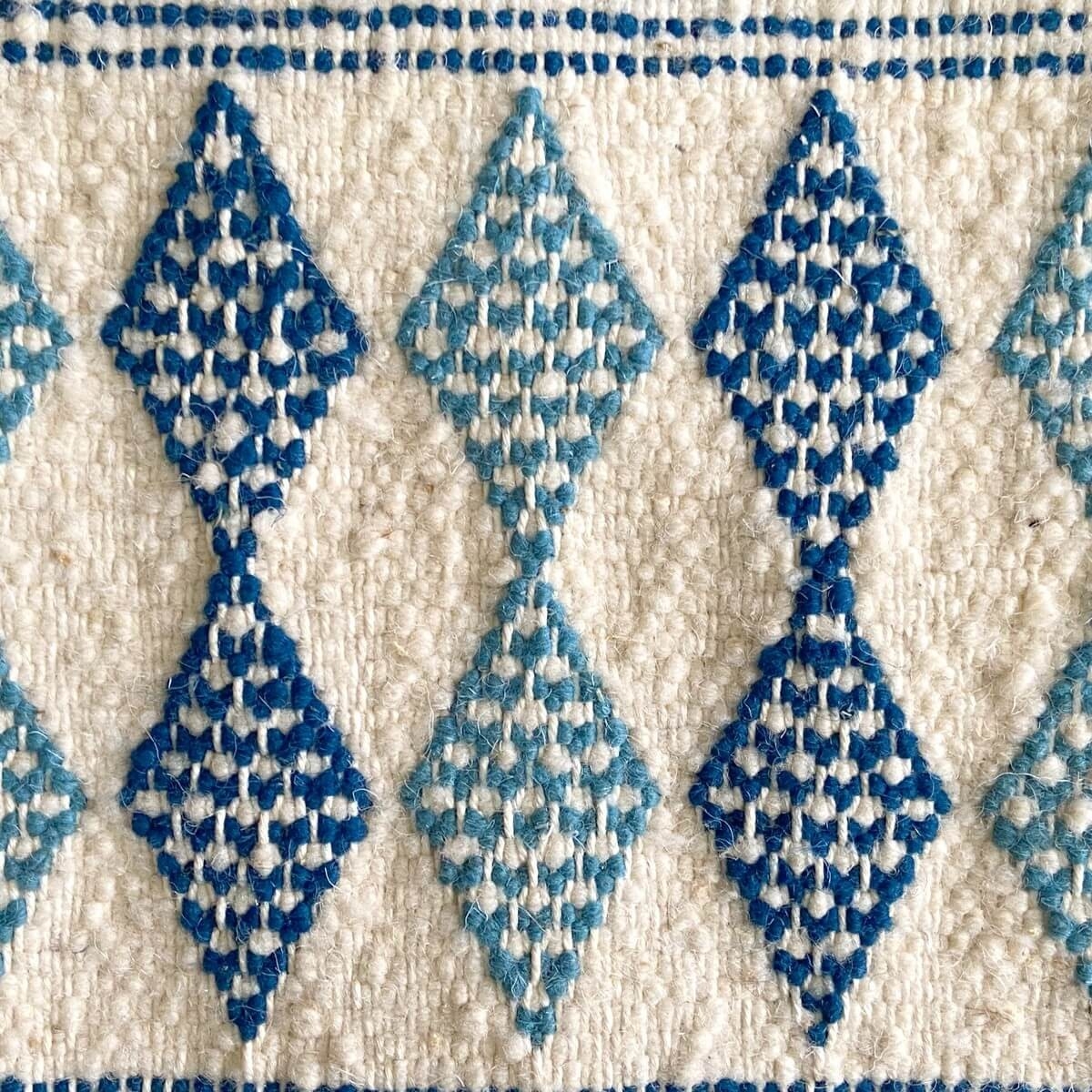 Berber carpet Large Rug Margoum Chikly 163x242 Blue/White (Handmade, Wool, Tunisia) 