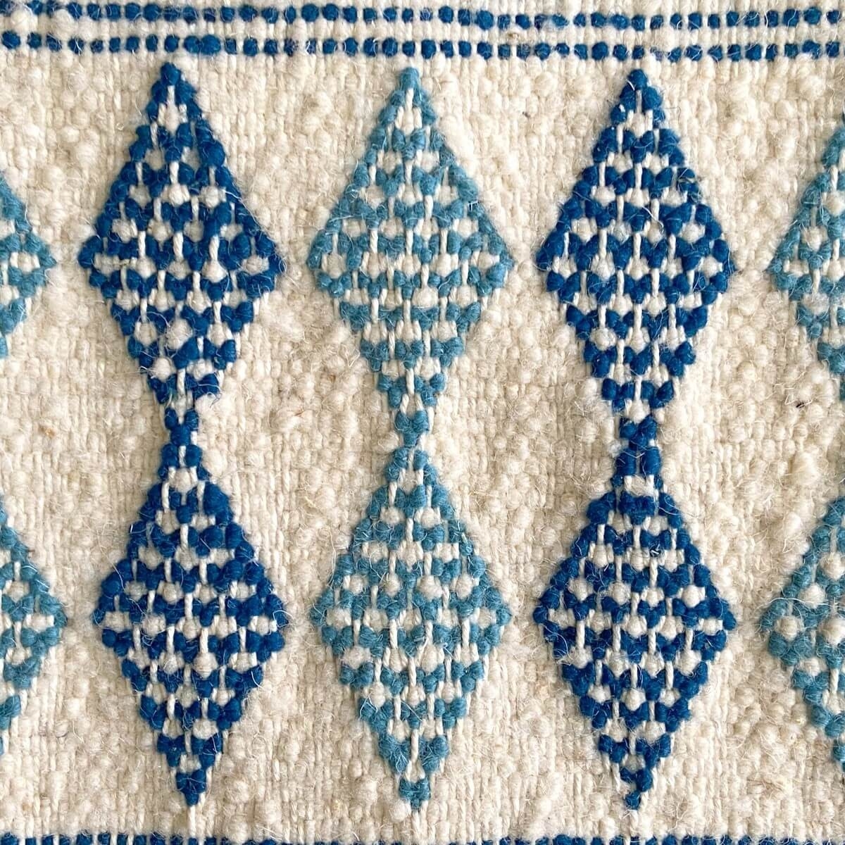 Berber Teppich Großer Teppich Margoum Chikly 163x242 Blau/Weiss (Handgefertigt, Wolle, Tunesien) Tunesischer Margoum-Teppich aus