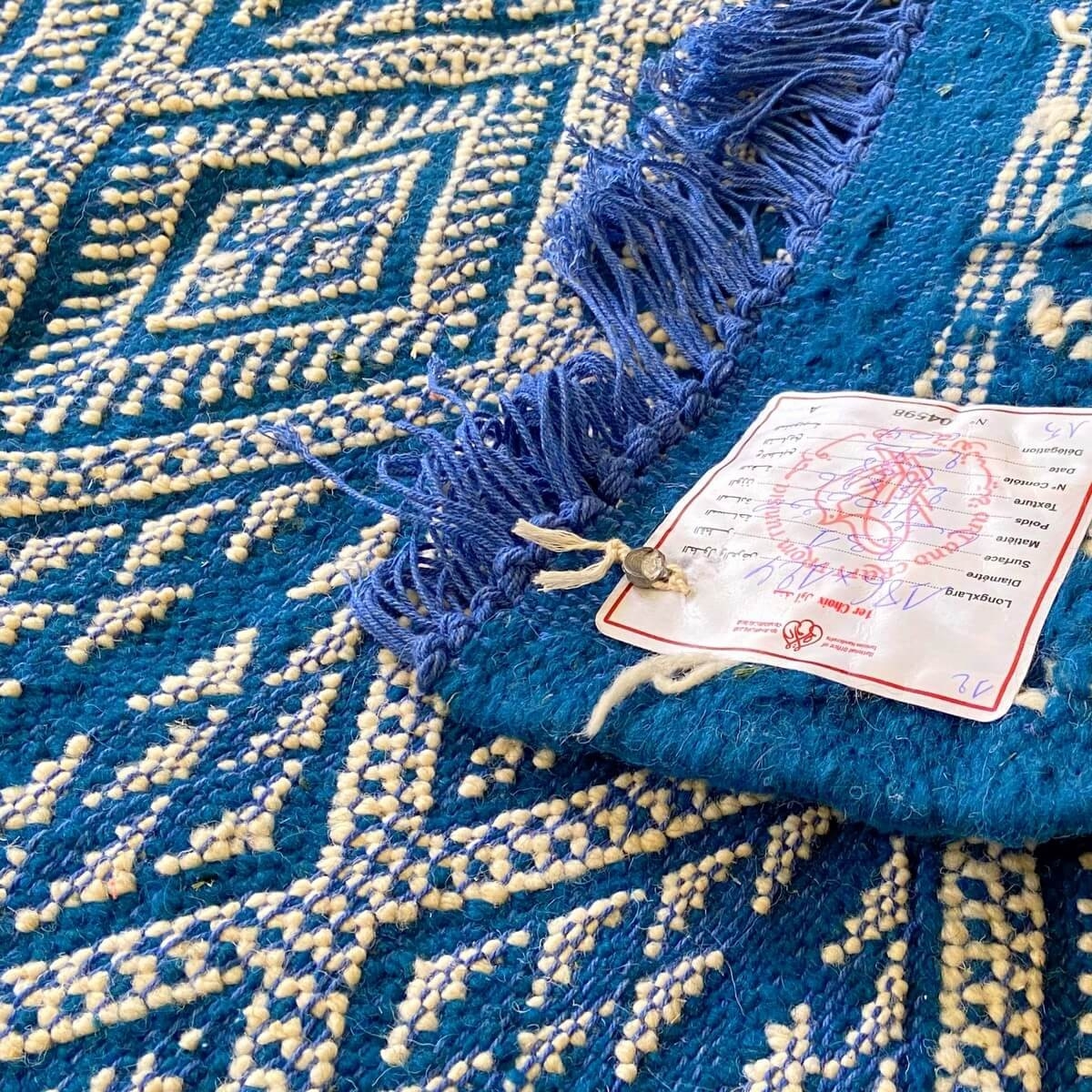 Tapis berbère Tapis Margoum Makki 124x186 Bleu (Fait main, Laine) Tapis margoum tunisien de la ville de Kairouan. Tapis de salon