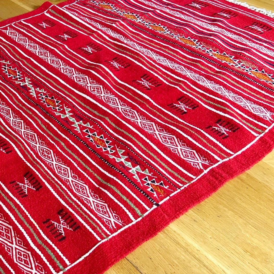Tapis berbère Tapis Kilim Agadir 115x200 Rouge (Tissé main, Laine, Tunisie) Tapis kilim tunisien style tapis marocain. Tapis rec