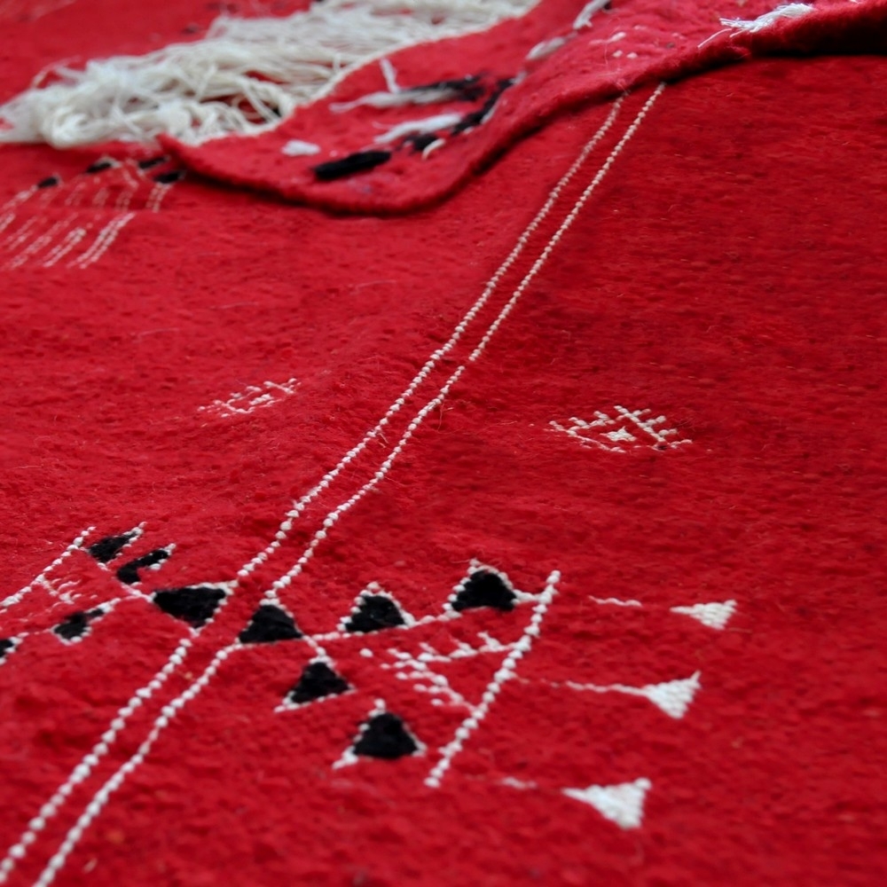 tappeto berbero Tappeto Kilim El Galaa 105x175 Rosso (Fatto a mano, Lana, Tunisia) Tappeto kilim tunisino, in stile marocchino. 
