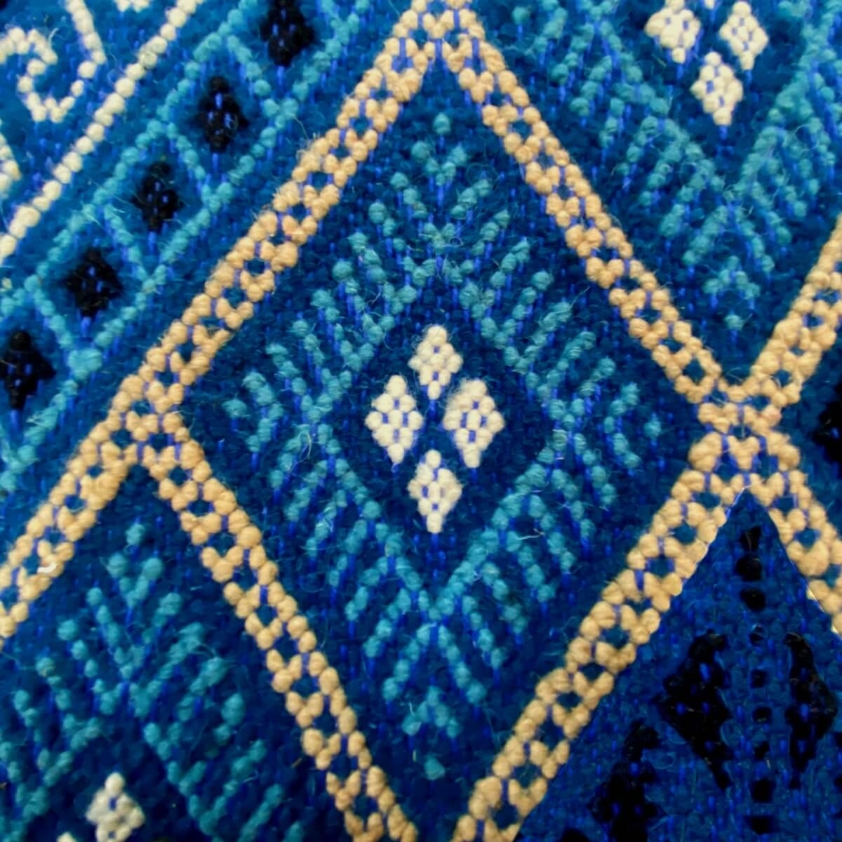 Berber tapijt Tapijt Margoum Nidhal 120x180 Blauw/Wit (Handgeweven, Wol, Tunesië) Tunesisch Margoum Tapijt uit de stad Kairouan.