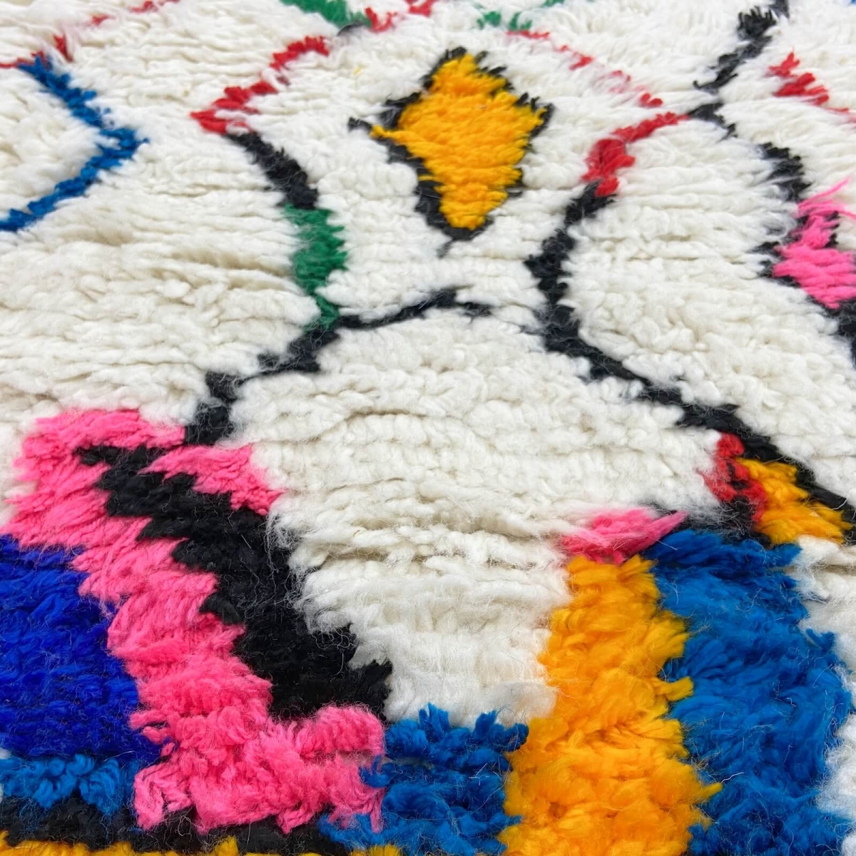 Berber carpet Rug Azilal Yemasten 170x290 cm White/Multicolored (Handmade, Wool, Morocco) Tunisian margoum rug from the city of 
