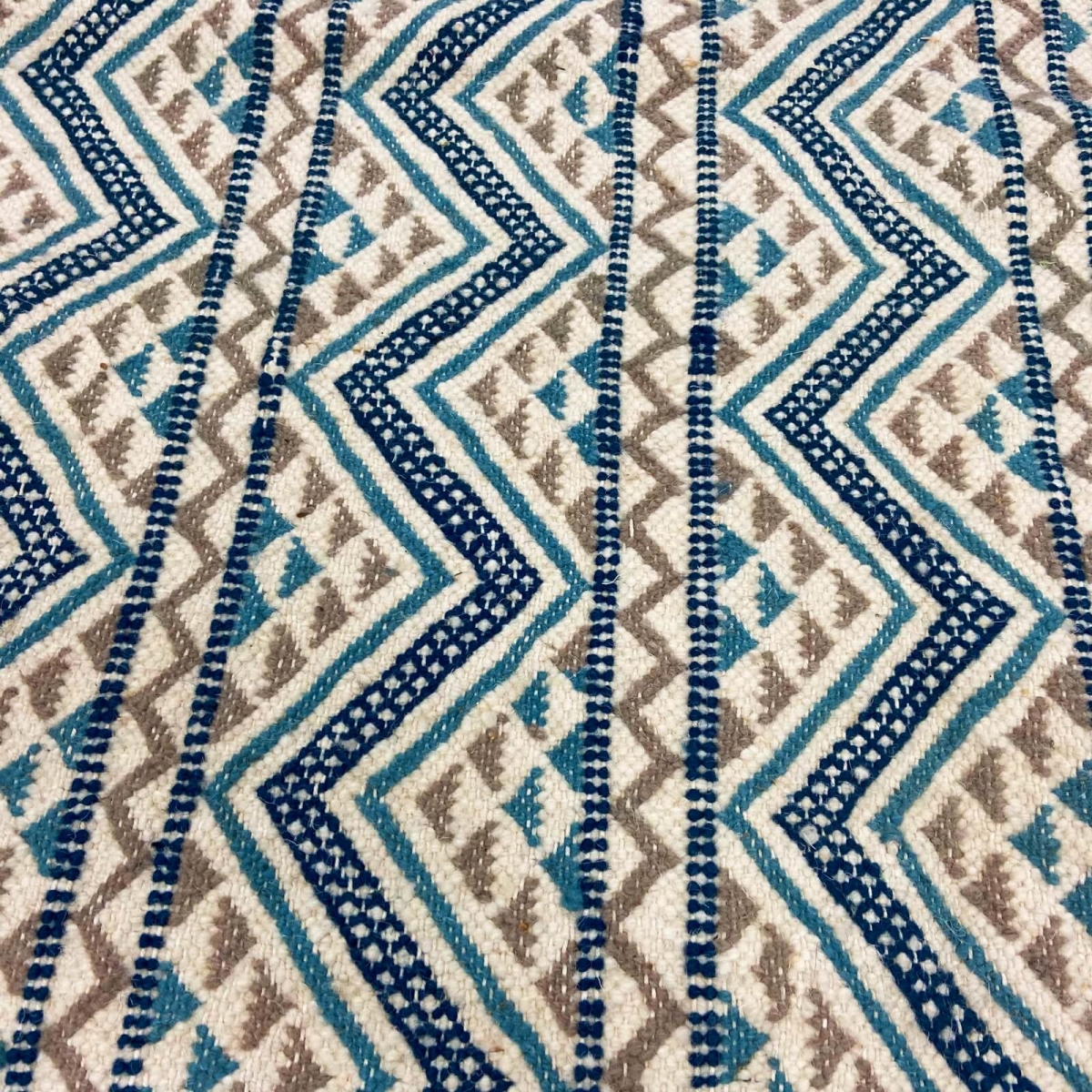 Berber carpet Rug Margoum 120x190 Blue/White | Handmade, Wool, Tunisia Tunisian margoum rug from the city of Kairouan. Rectangul