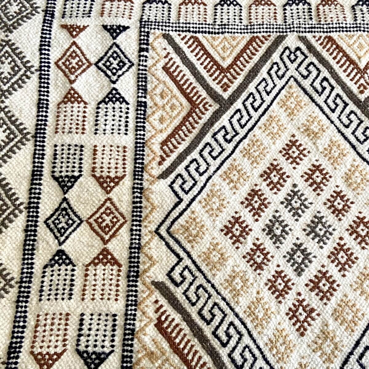 Tapis berbère Tapis Margoum Salsabile 176x256 Blanc/Beige (Fait main, Laine, Tunisie) Tapis margoum tunisien de la ville de Kair