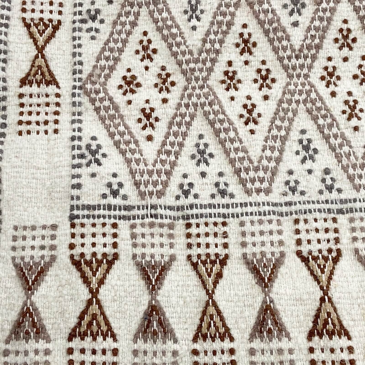 Berber carpet Rug Margoum 95x275 cm White/Brown | Handmade, Wool, Tunisia) Tunisian margoum rug from the city of Kairouan. Recta