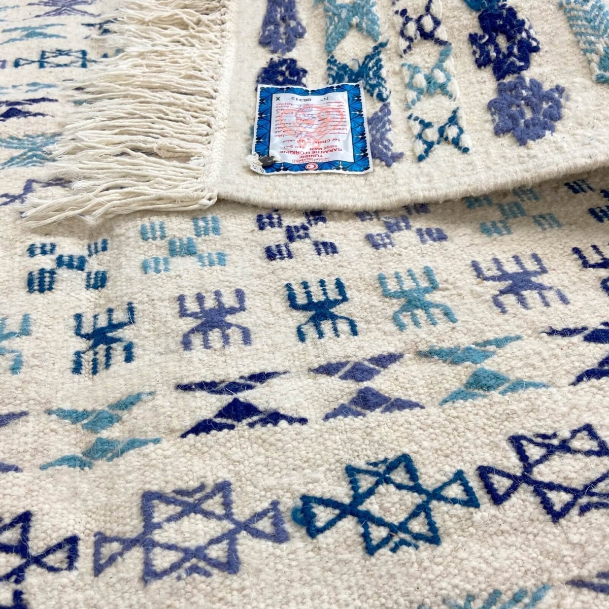 Tapete berbere Tapete Kilim 130x205 cm Branco Azul | Tecidos à mão, Lã, Tunísia Tapete tunisiano kilim, estilo marroquino. Tapet