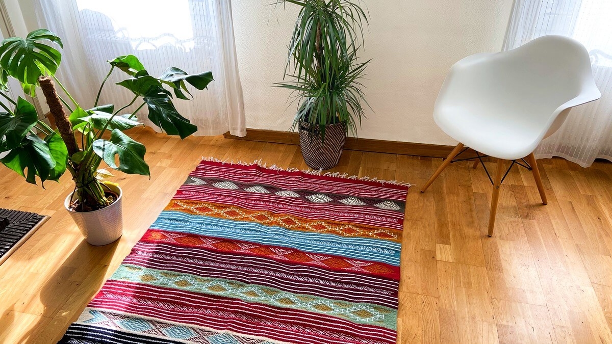 tappeto berbero Tappeto Kilim Nemzi 118x192 Multicolore (Fatto a mano, Lana) Tappeto kilim tunisino, in stile marocchino. Tappet