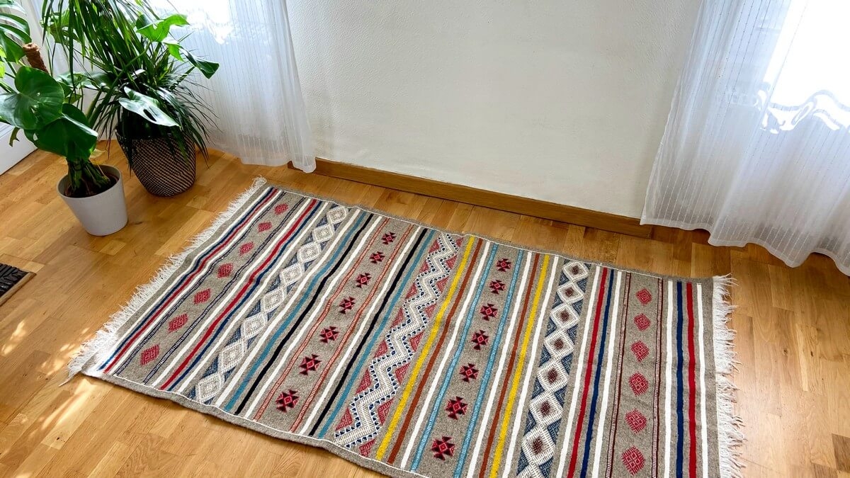 Tapis berbère Tapis Kilim Luki 110x200 Multicolore (Tissé main, Laine) Tapis kilim tunisien style tapis marocain. Tapis rectangu