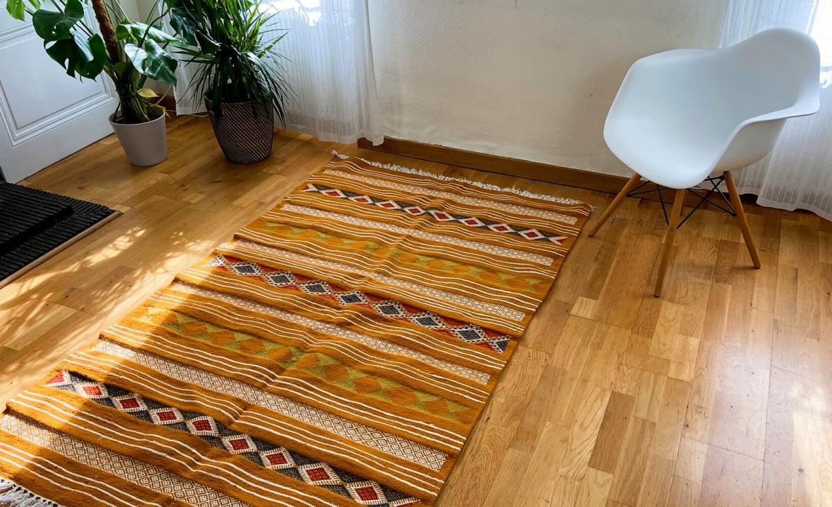 Tapis berbère Tapis Kilim Kadey 123x196 Jaune (Tissé main, Laine) Tapis kilim tunisien style tapis marocain. Tapis rectangulaire