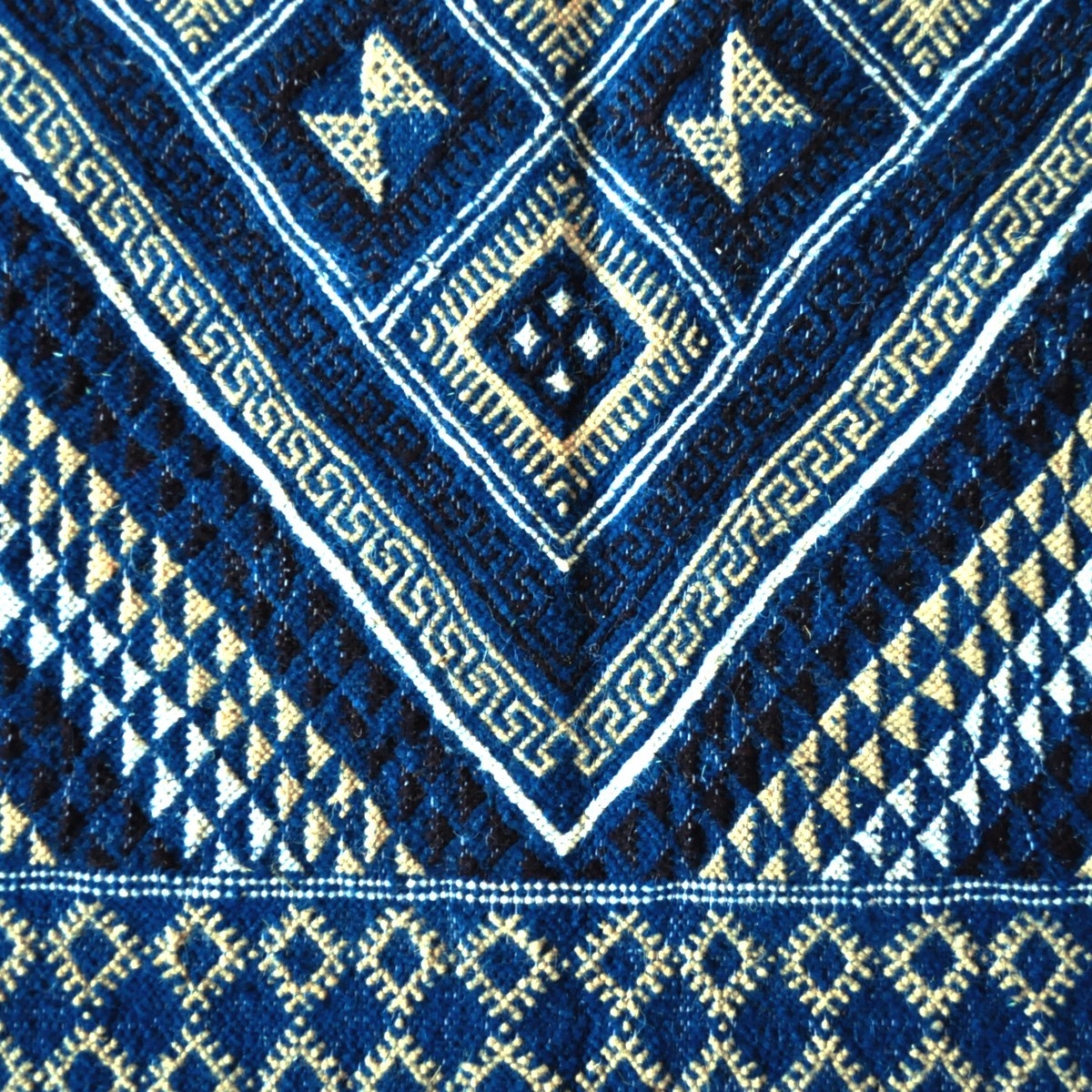 Tapete berbere Grande Tapete Margoum Yamina 165x240 Azul (Artesanal, Lã, Tunísia) Tapete Margoum tunisino da cidade de Kairouan.