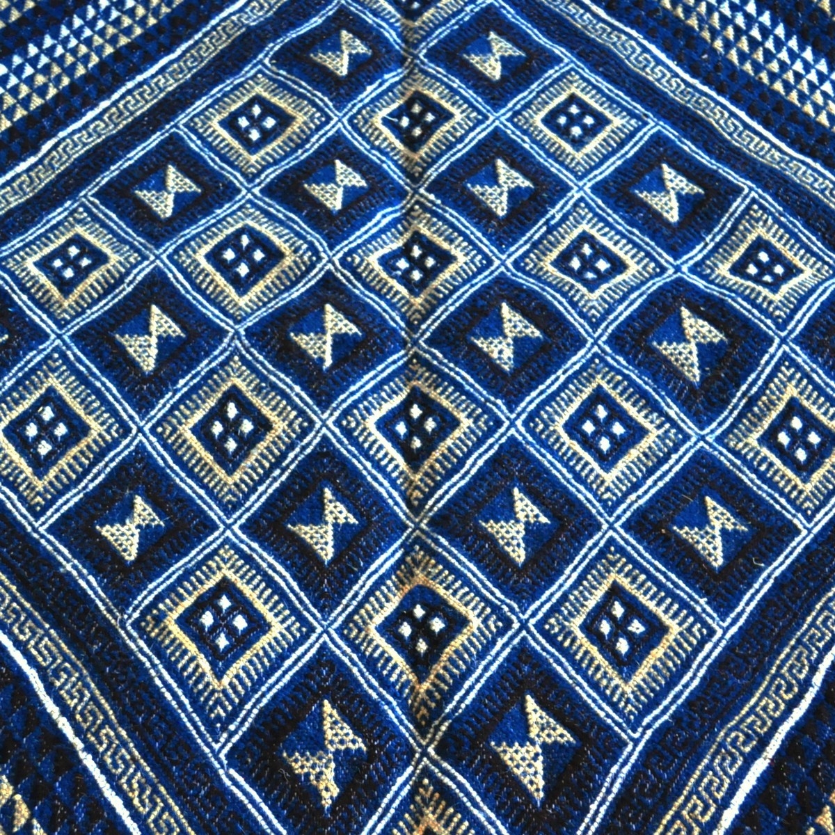 Tapete berbere Grande Tapete Margoum Yamina 165x240 Azul (Artesanal, Lã, Tunísia) Tapete Margoum tunisino da cidade de Kairouan.