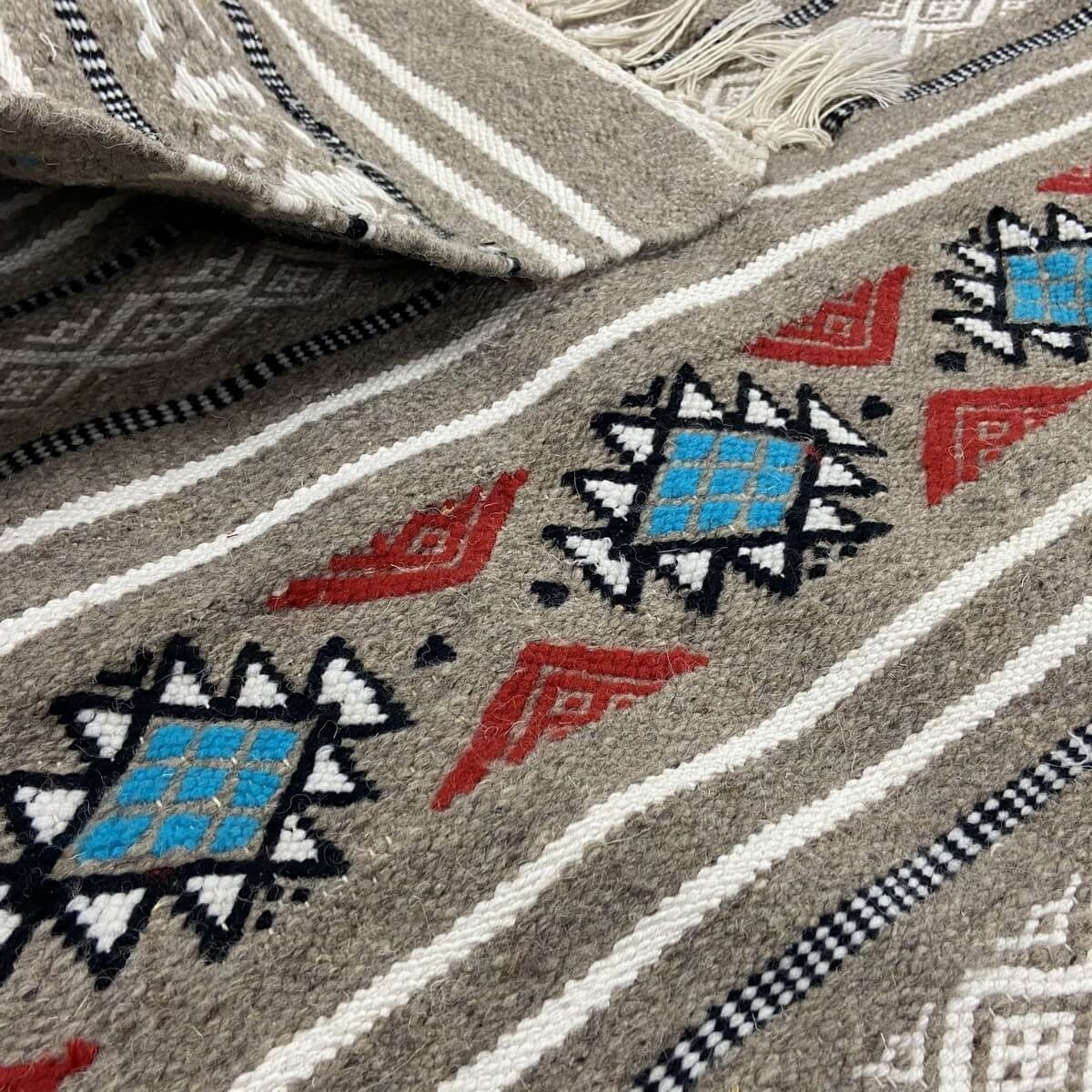 Tapis berbère Tapis Kilim Taief 106x200 Multicolore (Tissé main, Laine) Tapis kilim tunisien style tapis marocain. Tapis rectang