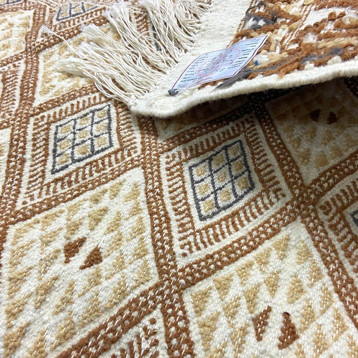 Berber carpet Rug Margoum Alcous 162x250 White/Beige (Handmade, Wool, Tunisia) Tunisian margoum rug from the city of Kairouan. R
