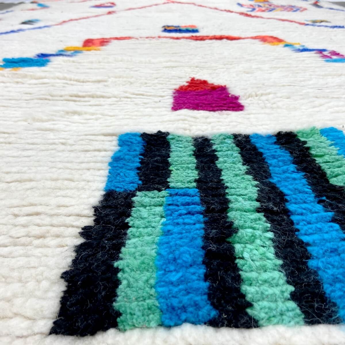 Berber tapijt Vloerkleed Azilal Amiksa 150x260 cm Wit/Veelkleurig (Handgeweven, Wol, Marokko) Tunesisch Margoum Tapijt uit de st