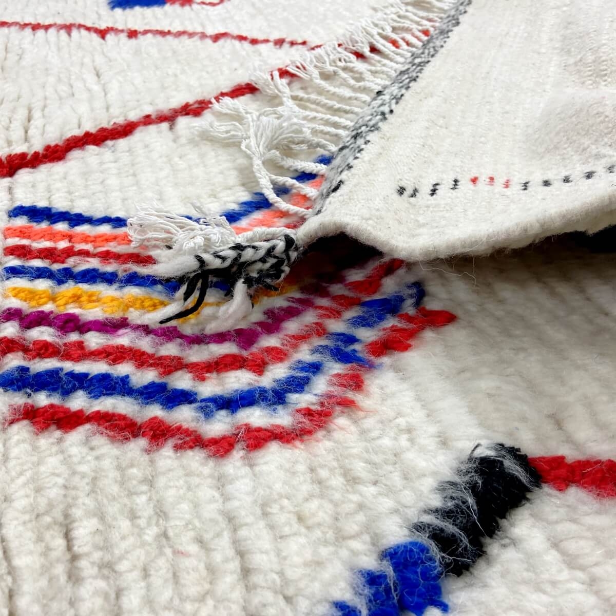 Berber tapijt Vloerkleed Azilal Amiksa 150x260 cm Wit/Veelkleurig (Handgeweven, Wol, Marokko) Tunesisch Margoum Tapijt uit de st