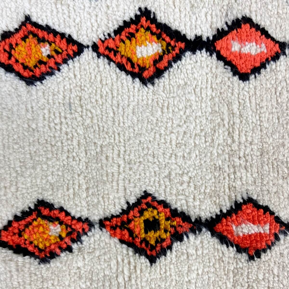 Berber carpet Rug Azilal Irwa 175x250 cm White/Multicolored (Handmade, Wool, Morocco) Tunisian margoum rug from the city of Kair