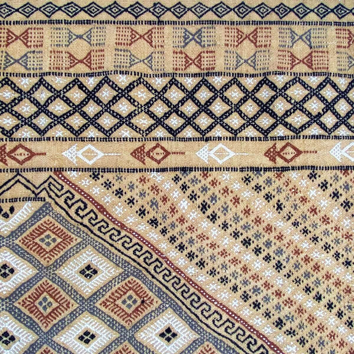 Berber carpet Large Rug Margoum Sahl 200x300 Beige (Handmade, Wool) Tunisian margoum rug from the city of Kairouan. Rectangular 