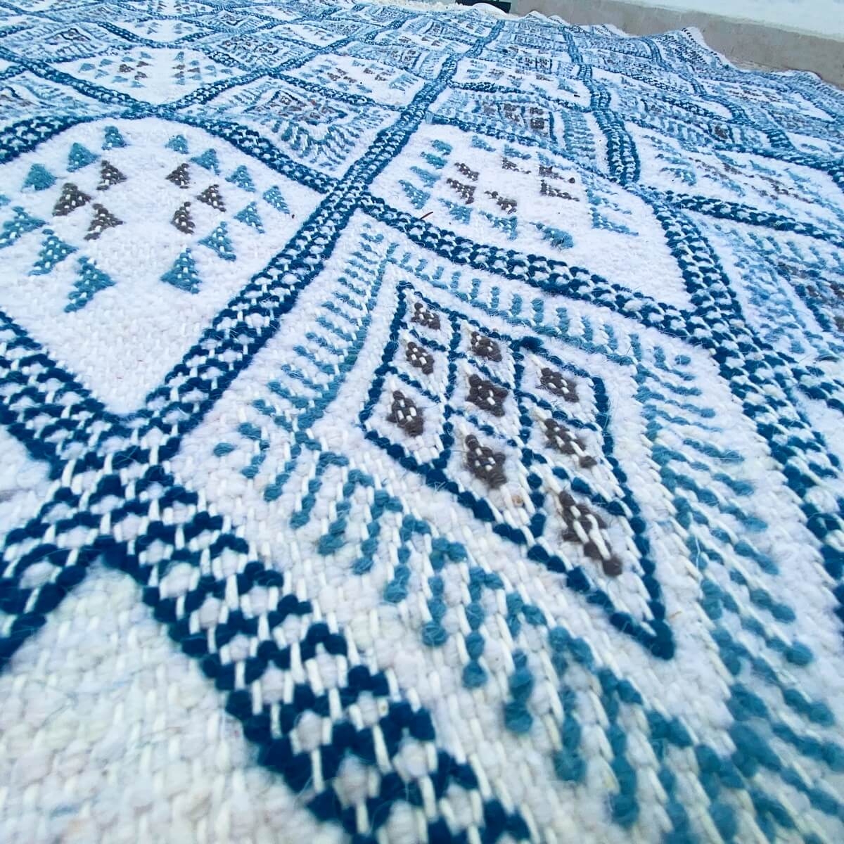 Berber carpet Rug Margoum Arines 145x225 Blue/White (Handmade, Wool, Tunisia) Tunisian margoum rug from the city of Kairouan. Re