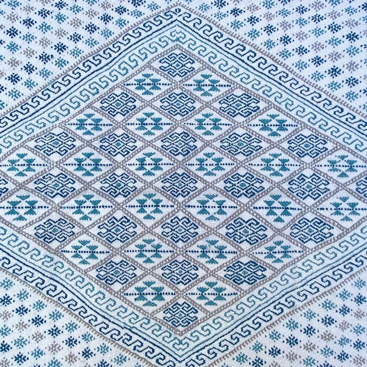 Tapis berbère Grand Tapis Margoum Timouma 170x250 Bleu Blanc (Fait main, Laine, Tunisie) Tapis margoum tunisien de la ville de K
