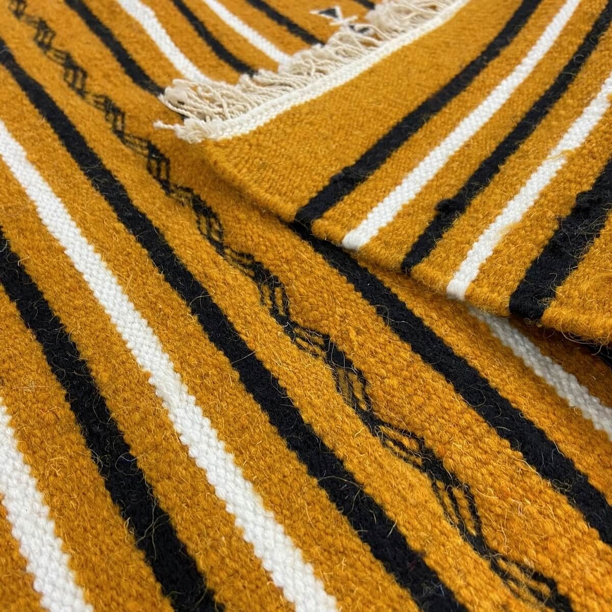Tapete berbere Tapete Kilim Mammas 60x95 Amarelo (Tecidos à mão, Lã, Tunísia) Tapete tunisiano kilim, estilo marroquino. Tapete 