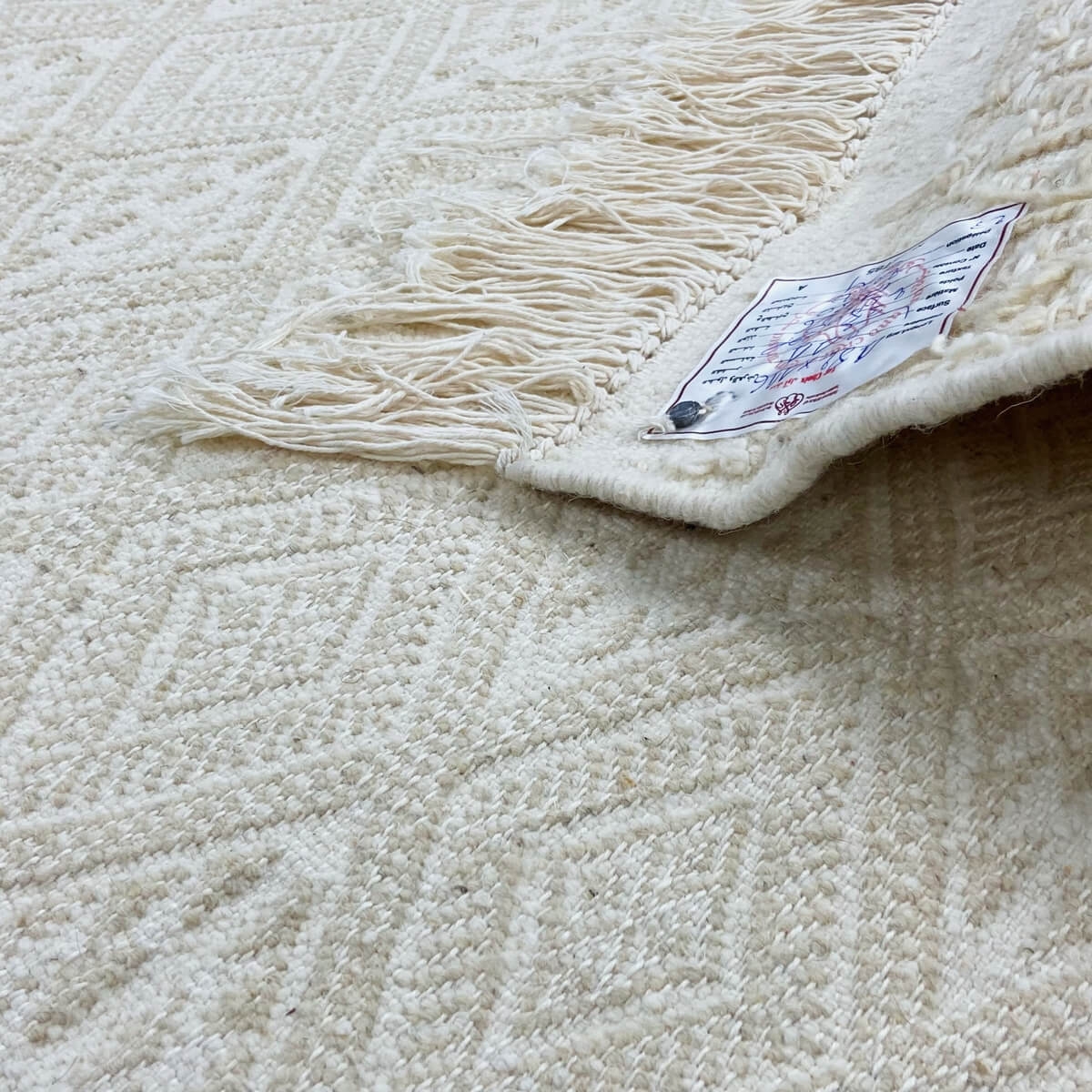 Berber carpet Rug Margoum Bayoudh 115x180 White/Beige (Handmade, Wool, Tunisia) Tunisian margoum rug from the city of Kairouan. 