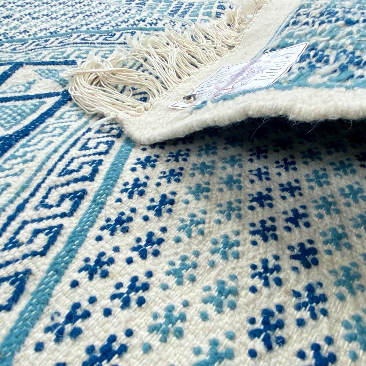 Berber carpet Rug Margoum Maje 125x185 White/Blue (Handmade, Wool, Tunisia) Tunisian margoum rug from the city of Kairouan. Rect
