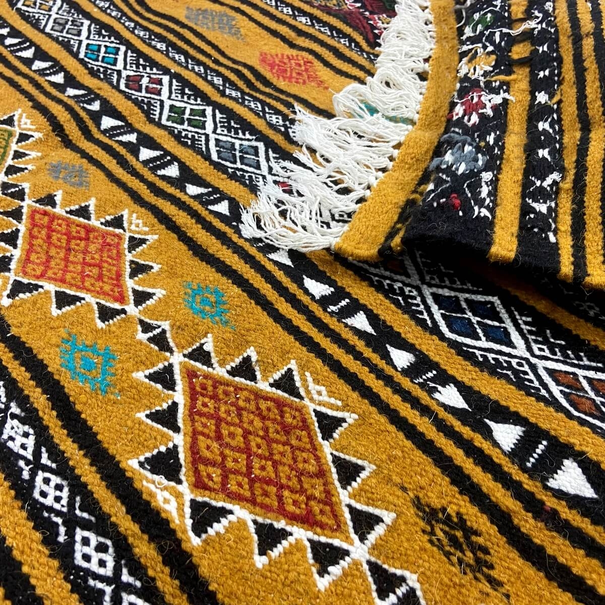 Berber Teppich Teppich Kelim Atrousse 115x200 Gelb/Mehrfarbig (Handgewebt, Wolle) Tunesischer Kelim-Teppich im marokkanischen St