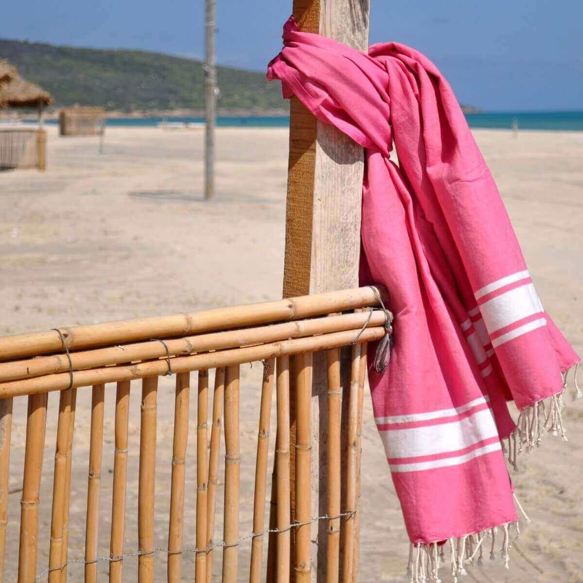 Berber carpet Fouta Fushia Canvas - 100x200 - Pink - 100% cotton Original fouta towel from Tunisia. Classic format 100x200 cm, 1